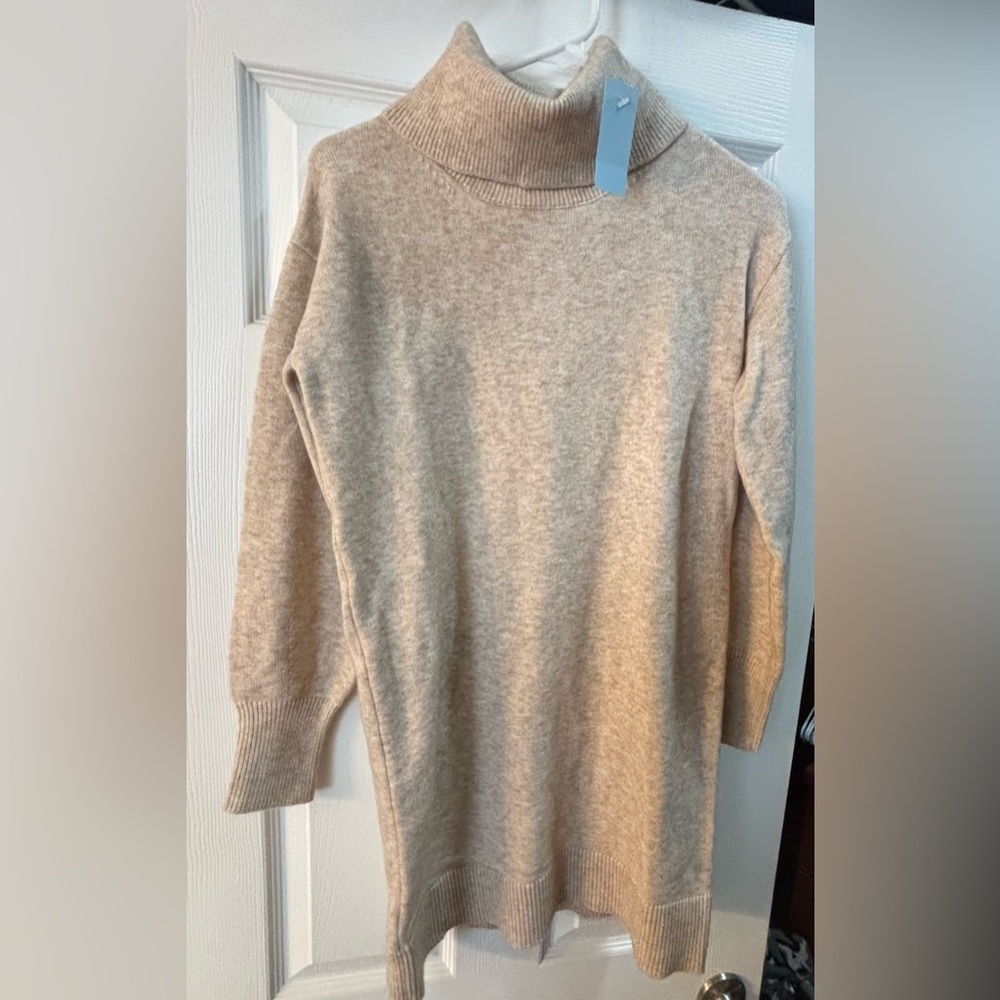 LOFT Cream Crew Neck Sweater Fine Knit Casual